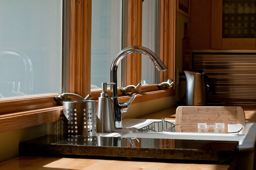kitchen cleaning.jpeg